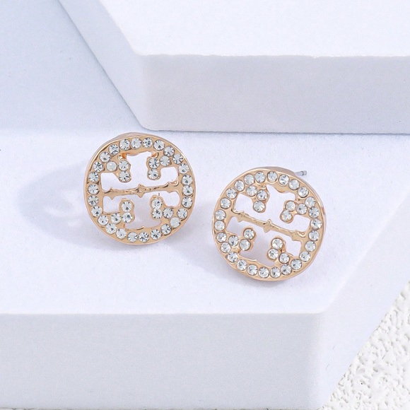 Elegant Gold and Silver Stud Earrings - Picture 7 of 7